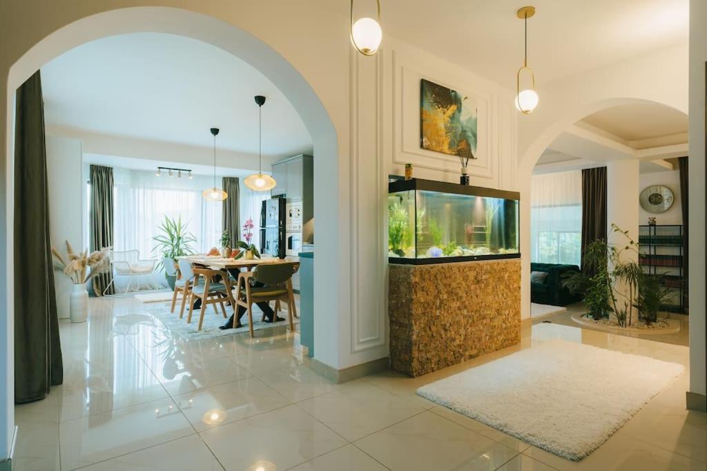 Therme - Corbeanca By The Lake Luxury Villa المظهر الخارجي الصورة