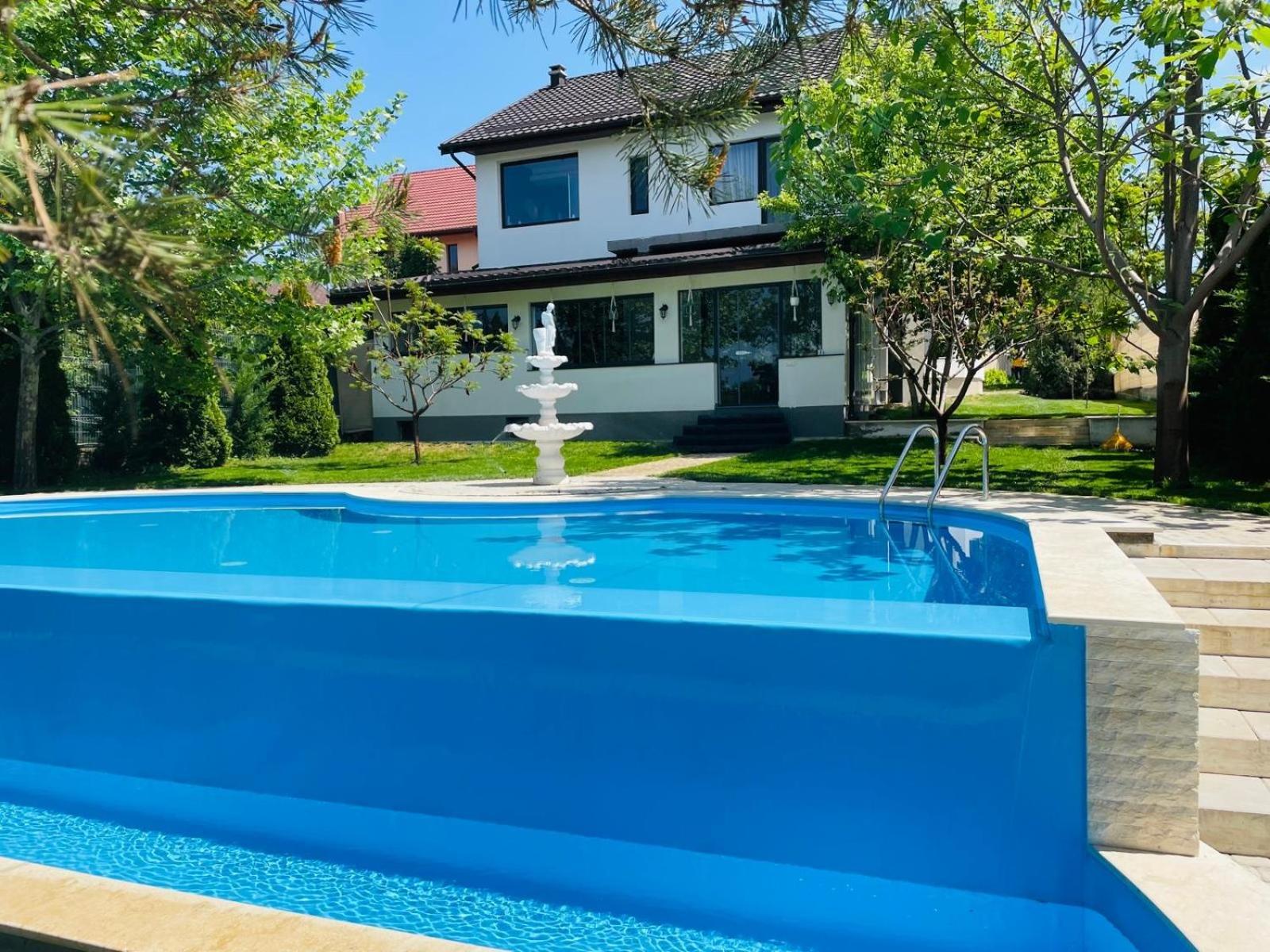 Therme - Corbeanca By The Lake Luxury Villa المظهر الخارجي الصورة